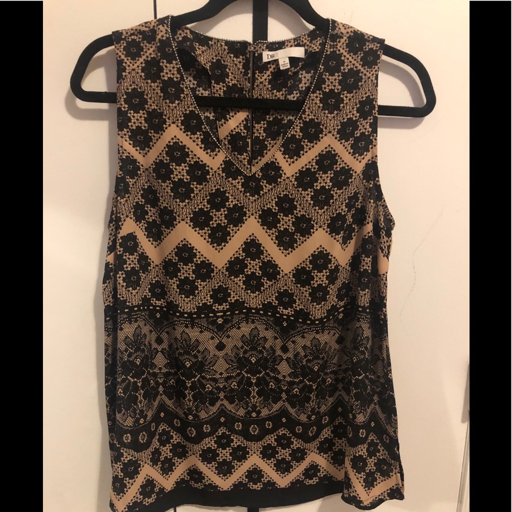 DR2 Sleeveless Blouse Size Medium